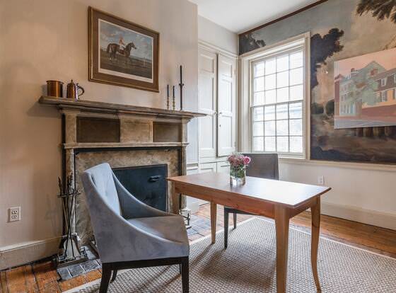 222 Washington Street allows check-in for 18 year-old guests