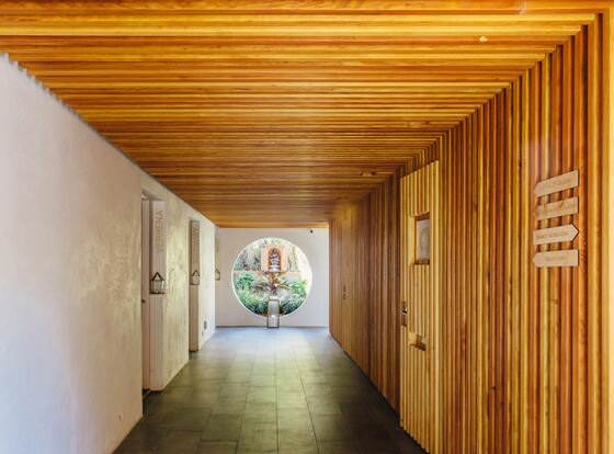 Inn at Moonlight Beach allows check-in for 18 year-old guests