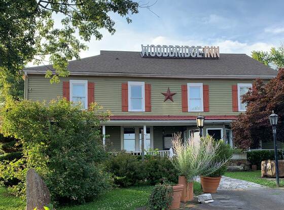Woodbridge Inn & Tavern allows check-in for 18 year-old guests