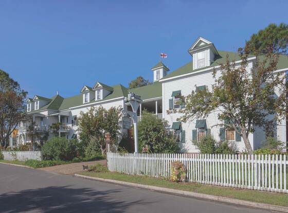 Roanoke Island Inn allows check-in for 18 year-old guests