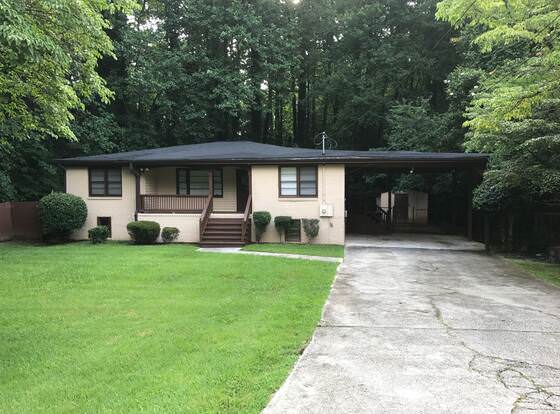 The Relentless House allows check-in for 18 year-old guests