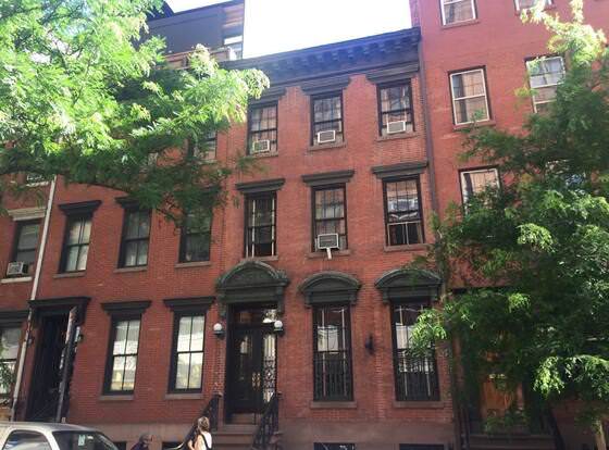 Chelsea Mews Guest House All Male allows check-in for 18 year-old guests