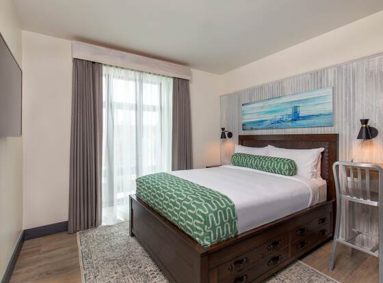 Hotel 1868 allows check-in for 18 year-old guests