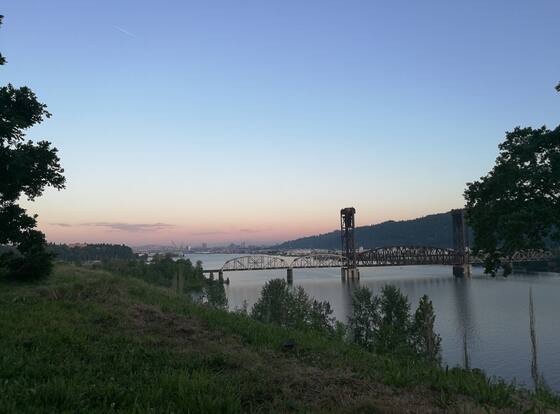 St. Johns Inn allows check-in for 18 year-old guests