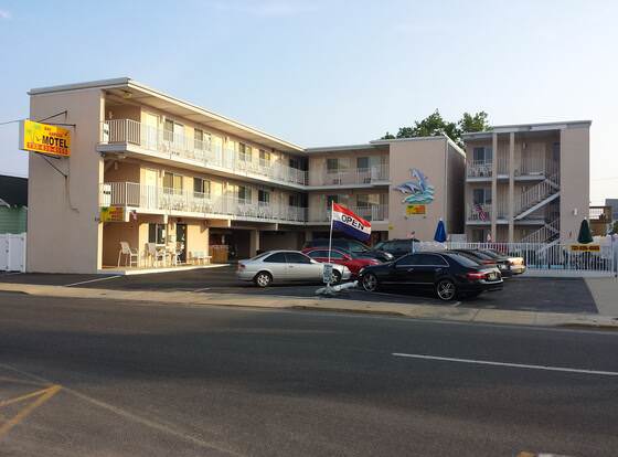 Bay Breeze Motel allows check-in for 18 year-old guests