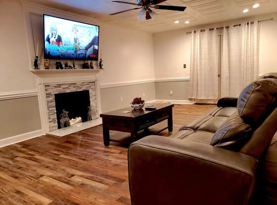 ABC Accommodations allows check-in for 18 year-old guests