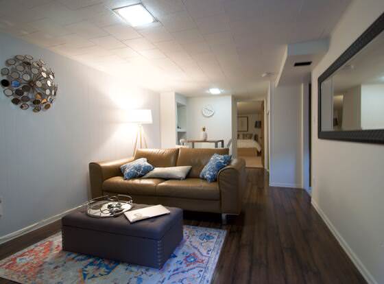 Hidden Greenlake Gem -- Central Location allows check-in for 18 year-old guests