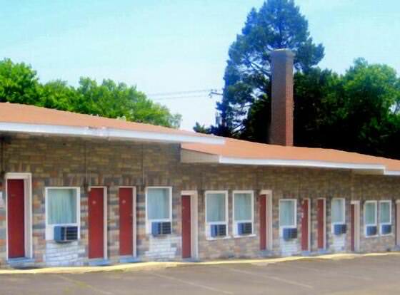 Best Budget Inn Havre De Grace allows check-in for 18 year-old guests