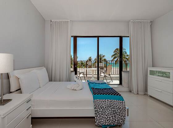 Beach Front Studio allows check-in for 18 year-old guests