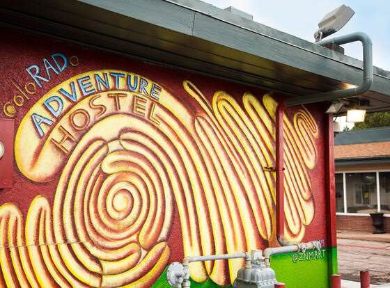 ColoRADo Adventure Hostel allows check-in for 18 year-old guests