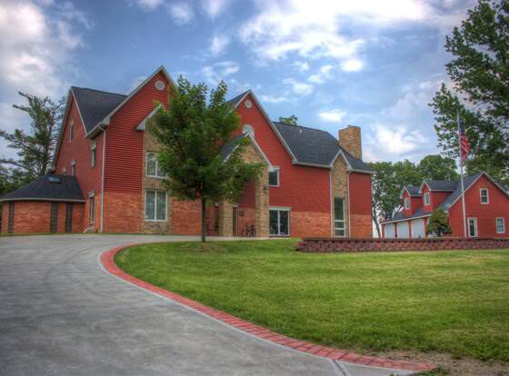 Up Up and Away Lodging allows check-in for 18 year-old guests