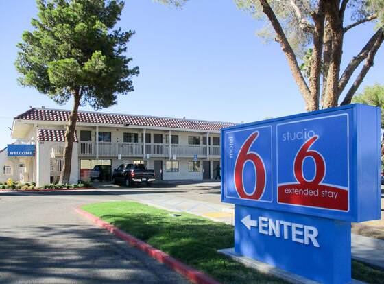 Studio 6 Barstow, CA allows check-in for 18 year-old guests